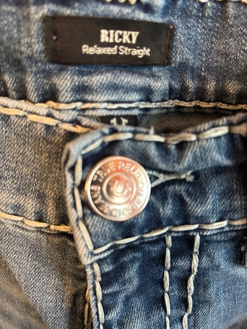 True Religion Ricky Relaxed Straight Jeans in Blue